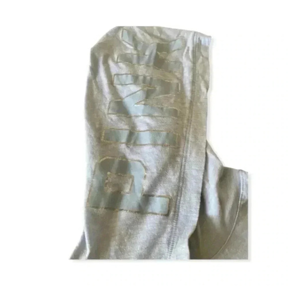 PINK VICTORIA SECRET Blue Light Long Sleeves Graphic lightweight Hoodie Sz XS - Picture 3 of 3